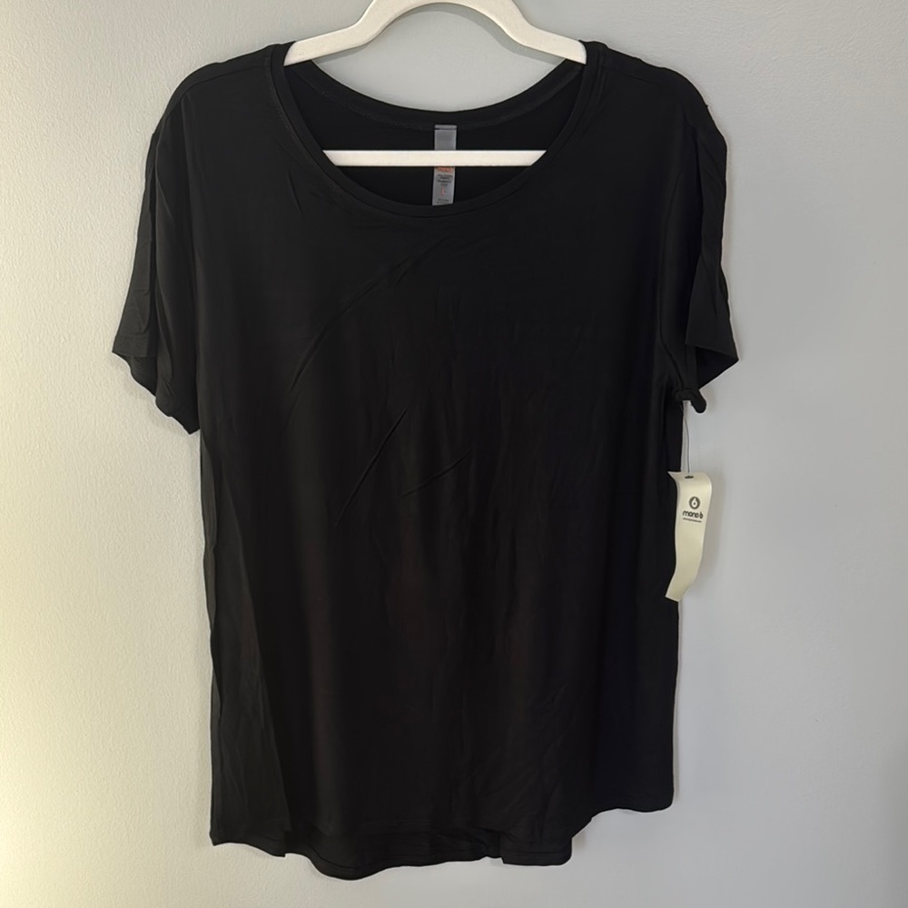 NWT Mono B Woman's Black High-Low Top